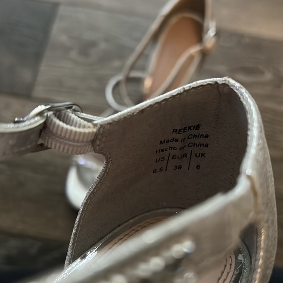 Silver Metallic Strappy Sandal Heel - Picture 6 of 7